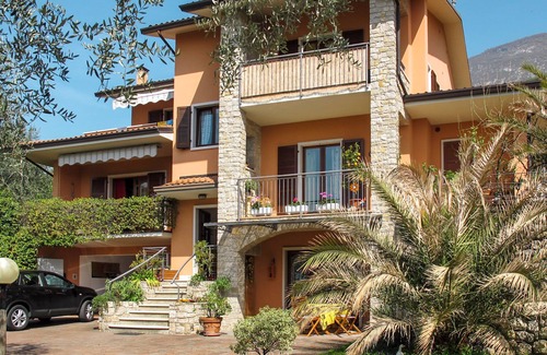 Val di Sogno Apartamento | Villa Rizzardi by Interhome