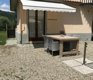 Tuoro sul Trasimeno Apartamento | Villa Roccaccia