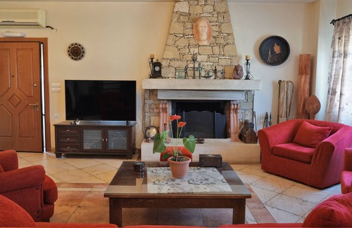 Kokinos Pirgos Villa | Villa Roe with sea view
