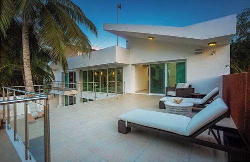 Cozumel Villa | Villa RosMar - Luxury Beachfront House w/Private Pool + Lovely Sandy Beach