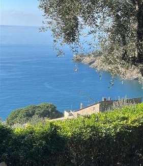 Bonassola Apartamento | VILLA ROSA CON SPLENDIDA VISTA MARE