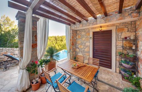 Cove Basina (Jelsa) Apartamento | Villa Rosa