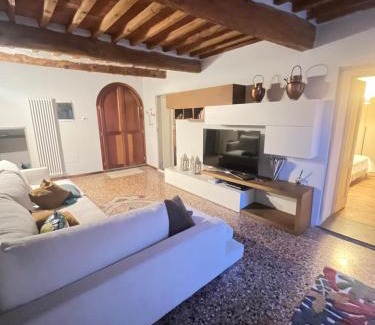 Calci Apartamento | Villa Rosa
