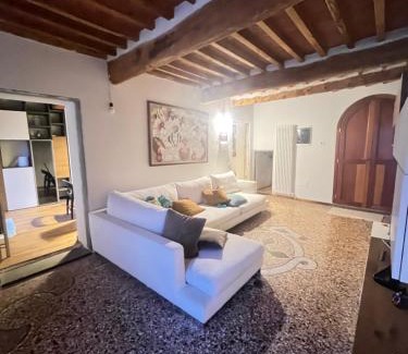 Calci Apartamento | Villa Rosa