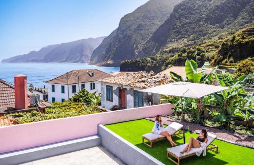 Porto Moniz Villa | Villa Rosa Mare by Homie
