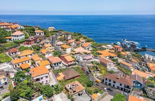 Porto Moniz Villa | Villa Rosa Mare by Homie
