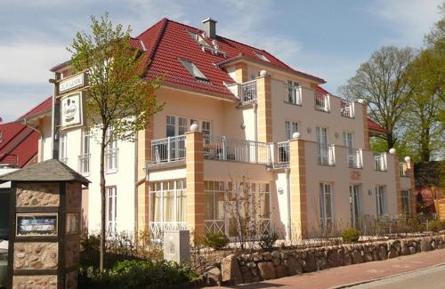 Alt Gaarz Apartamento | Villa Rosita Wohnung 09 nur 250 Meter bis zum reriker Strand