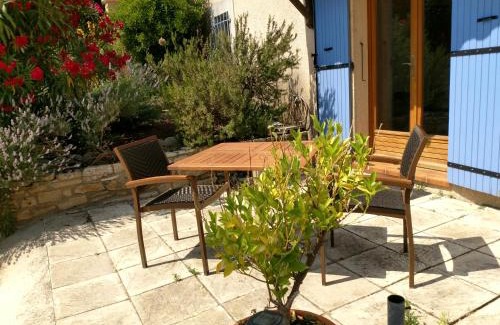 La Roque-sur-Ceze Apartamento | Villa Sénégas