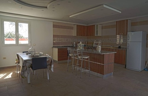 Hawmat al Badawiyin Villa | S + 4 VILLA CON PISCINA EN DJERBA (para 9)