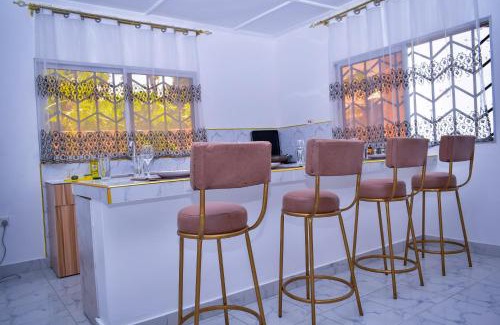 Kilifi Apartamento | Villa's - Beach 2 km, Wifi, SmartTV, Parking - by Mango Tree Cottages Kilifi