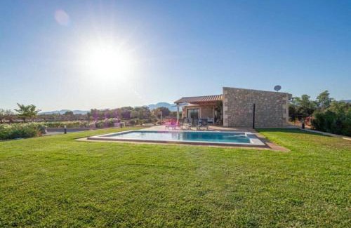 Buger Villa | Villa Sa Petitona