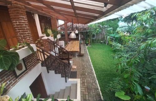 Bandung Casa | Villa Sajodo [Hilltop Get Away w/Valley View]