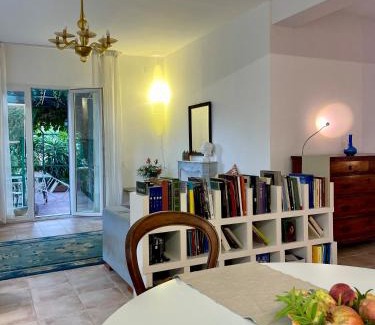 Sant'Onofrio Casa | Villa Salina - Vicina al mare con giardino privato