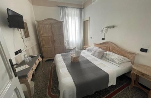 Noli Cama Y Desayuno | Villa Salvarezza