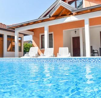 Hodbina Villa | Villa Sama