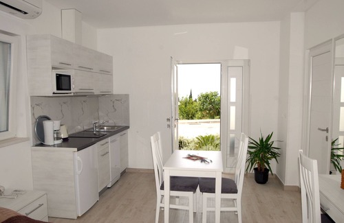 Plat Apartamento | Villa Samba - Studio with Terrace and Sea View - gasi se