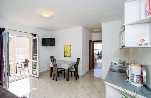 Plat Apartamento | Villa Samba - Superior One-Bedroom Apartment with Balcony and Sea View