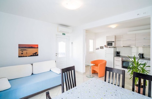 Plat Apartamento | Villa Samba - Two-Bedroom Apartment with Terrace and Sea View - A4+1