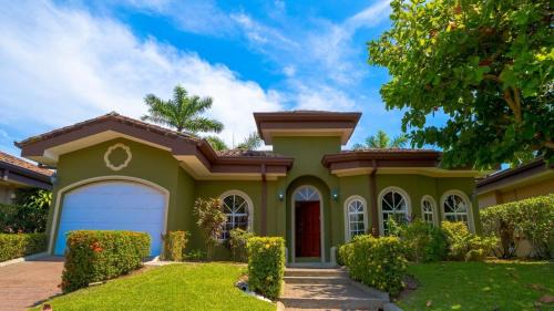 Bejuco Villa | Villa San Miguel By Vacation Pura Vida