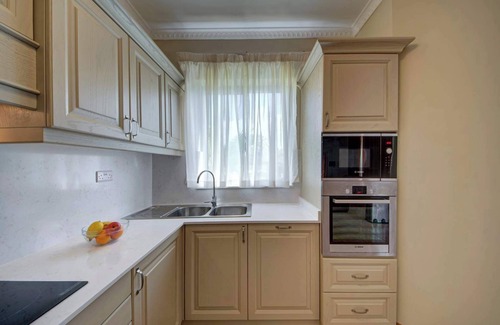 Santa Maria Estate Villa | Villa Sardinella-5 bedroom Villa with Private Pool