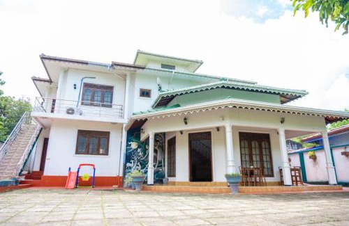 Andiambalama Casa | Villa sas