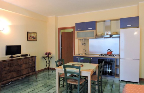 Santa Tecla Apartamento | Villa Sciare Modò - apartamento de dos habitaciones n. 1 planta baja con terraza amueblada