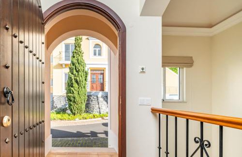 Sao Goncalo Villa | Villa Sea Renity - Palheiro Village by ALMA Holiday Rentals