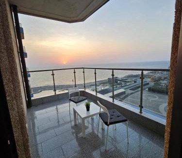 Ash Shati Apartamento | villa-Sea view فيلا اطلالة بحرية جار القمر