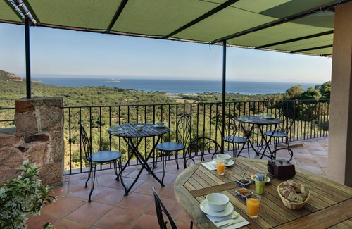 Hameau de Palombaggia Villa | Palombaggia Beach-Villa 'Littariccia II' u 8 personas Apartamento 4 personas