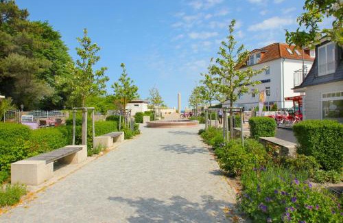 Breege Apartamento | Villa Seeschwalbe FeWo 10 - Balkon, Meerblick
