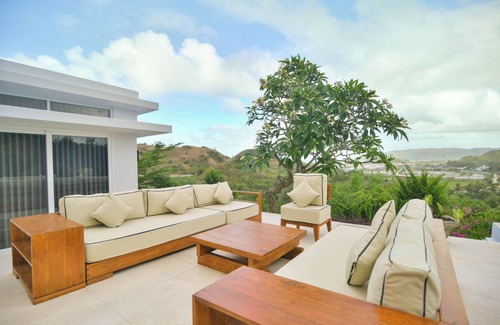 Kuta Villa | VILLA SEGER LOMBOK