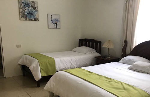Turrúcares Cama Y Desayuno | Villa Selah