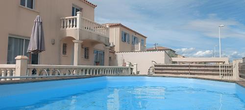 Salin-de-Giraud Cama Y Desayuno | Villa Semaphore