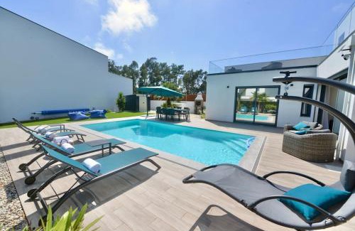 Sao Martinho do Porto Villa | Villa Serena - Exquisite villa with private heated pool