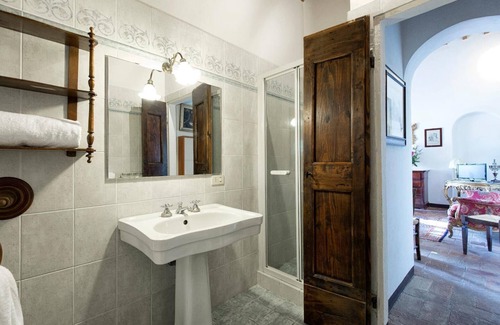Cortona Otro | VILLA SERENA x15 Beautiful villa surrounded by nature, with swimming pool just 1 km from Cortona
