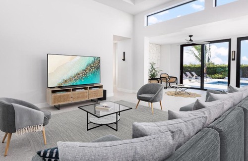 Leeward Settlement Villa | Villa Serenity