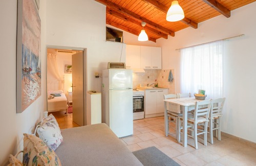 Koutsi Villa | Villa Sevi: Aislado, Piscina privada, A / C