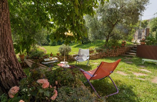 Cordigliano Apartamento | Villa Silvana - Apt Giulia & Michela with terrace & parking