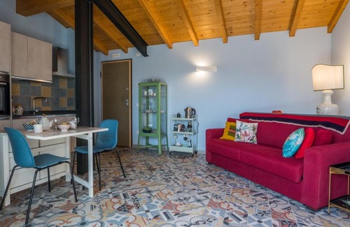 Cordigliano Apartamento | Villa Silvana - Apt Giulia & Michela with terrace & parking