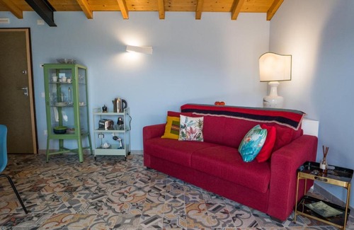 Cordigliano Apartamento | Villa Silvana - Apt Giulia & Michela with terrace & parking