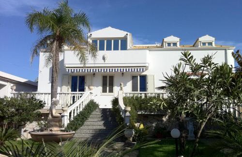Cava dʼAliga Cama Y Desayuno | Villa Sissi
