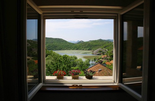 Donje Polje Villa | Lago Villa Skadar, Karuč