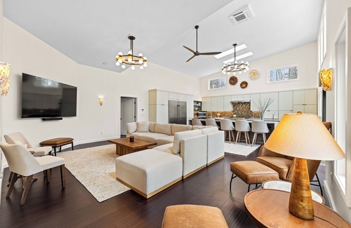 Cape Porpoise Casa | Villa Solara - Sun-filled, Newly renovated, and close to KPT