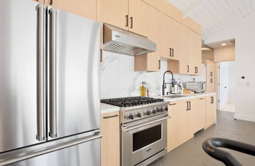 Eastern Malibu Casa | Villa Sole by Stay Awhile Villas