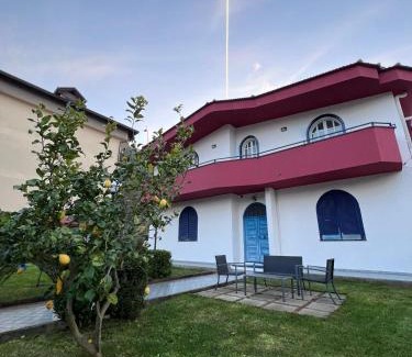 Piazza-Tralia-Pendolo Apartamento | Villa Somma Apartments