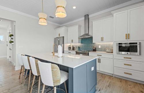Fort Myers Beach Casa | Villa Sorrento 2025 Luxury Build Steps to Beach & Town