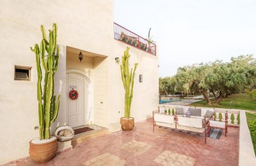 Lahebichate Cama Y Desayuno | Villa SOUAD avec piscine privée & jardin