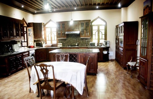 Menara Villa | Villa Souleyman