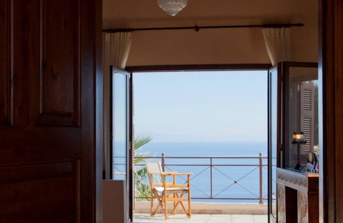Lavreotiki Casa | Villa Sounion with sea view