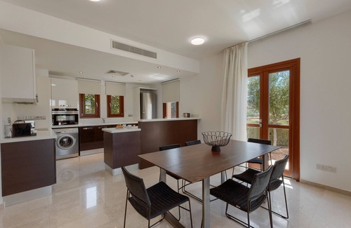 Aphrodite Hills Complejo | Villa Sphella - Tres Habitaciones Resort, Capacidad 6
